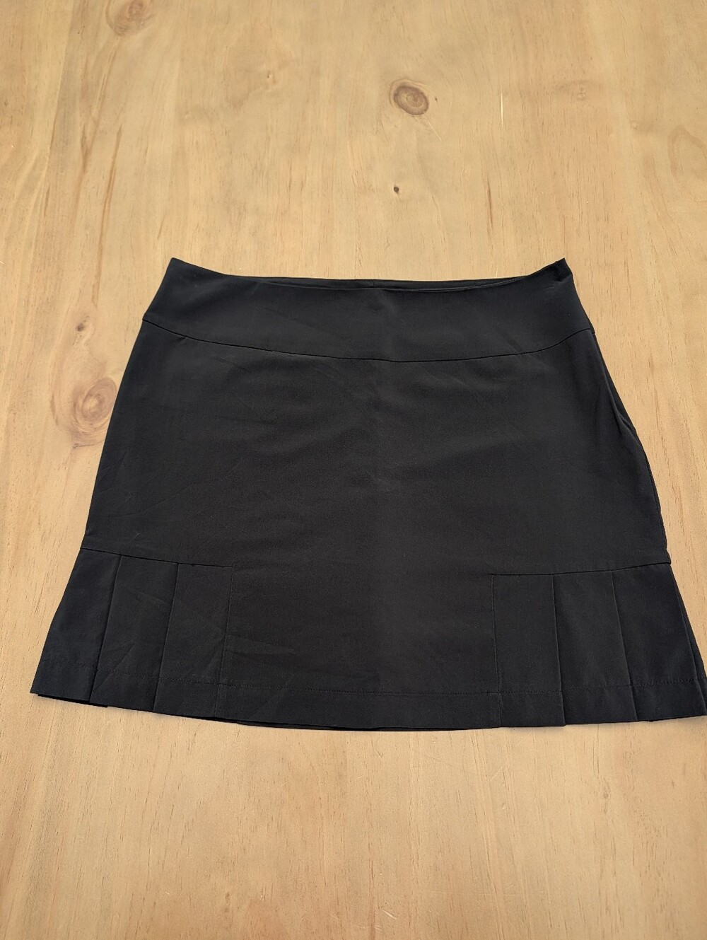 Golftini "Elvis" Golf Skort Black With Pleats On Each Side Women's Size 8